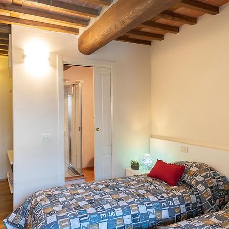 Alessandra Apartment Лукка Экстерьер фото